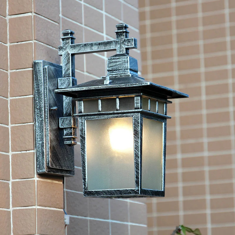 Gateway Vintage Outdoor Sconce