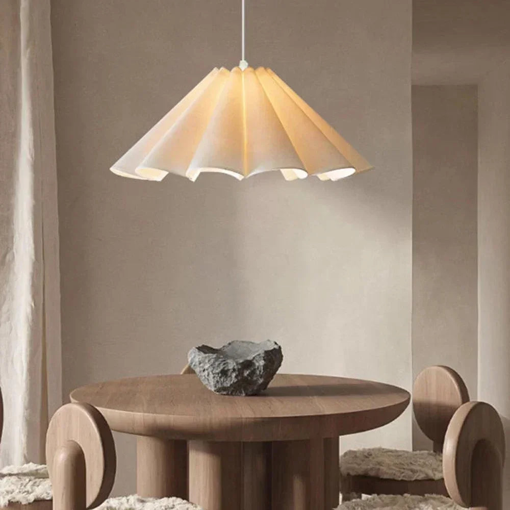 Cascata Cream Petal Pendant